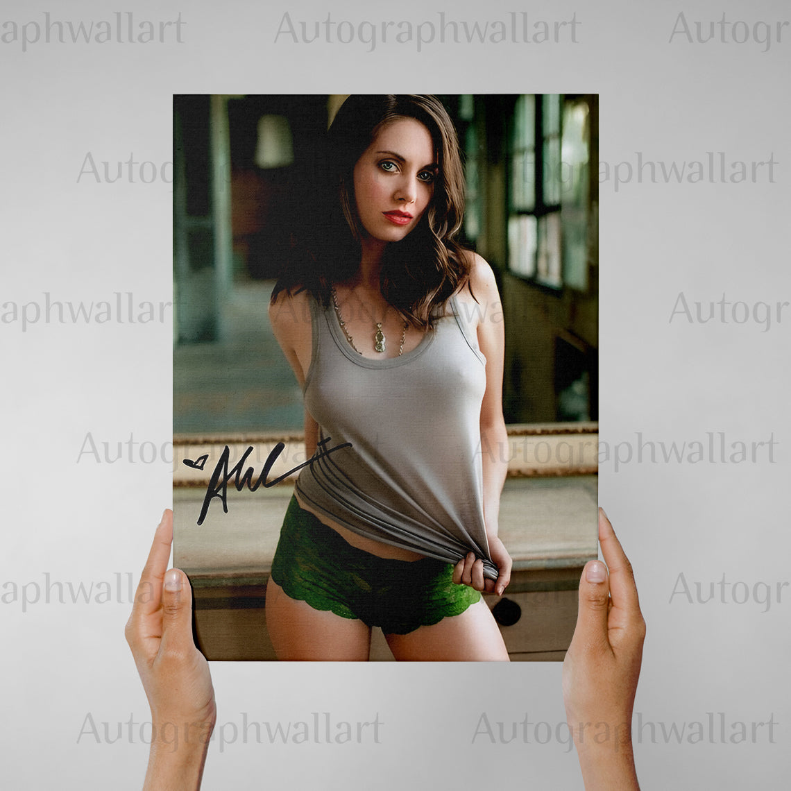 ALISON BRIE signed autographed 8x10 photo