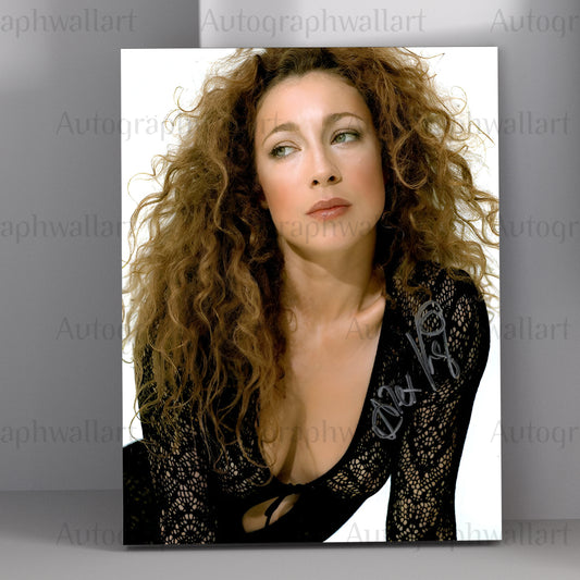 ALEX KINGSTON signed autographed 8x10 photo