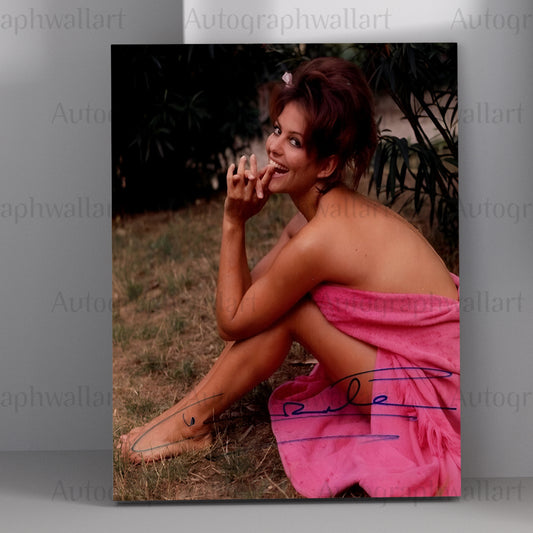 CLAUDIA CARDINALE signed autographed 8x10 photo