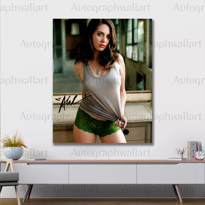 ALISON BRIE signed autographed 8x10 photo